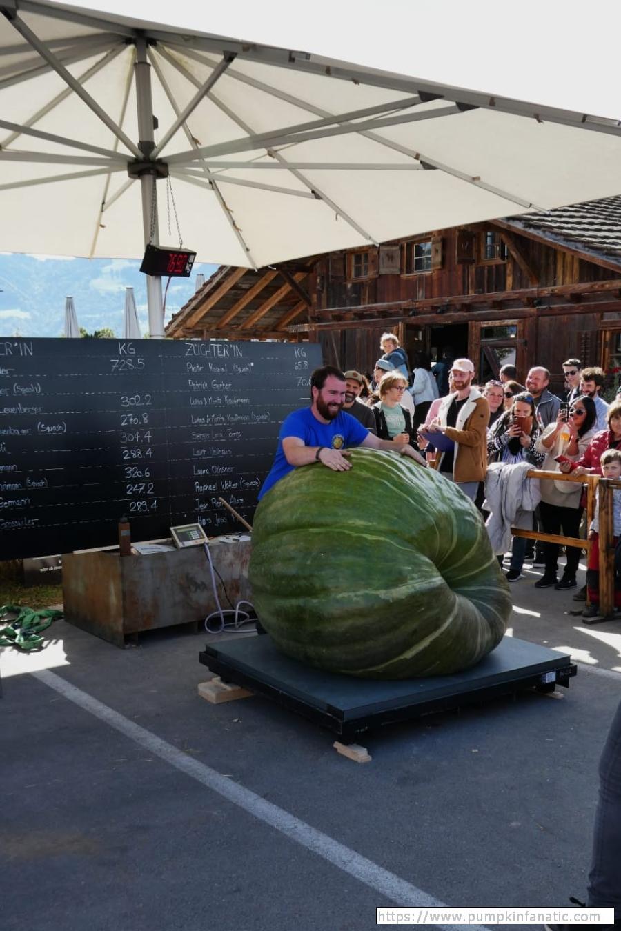 fruitImages/1688.7 Isler 2025C.jpg